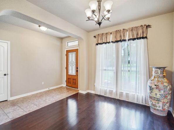 1726 Westmeadow TRL, Round Rock TX 78665