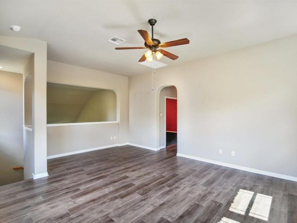 1726 Westmeadow TRL, Round Rock TX 78665