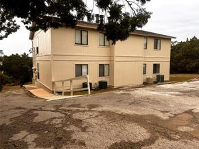 5608 Clubhouse DR, Lago Vista TX 78645