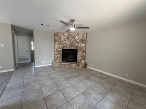 5608 Clubhouse DR, Lago Vista TX 78645