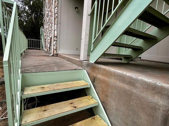 5608 Clubhouse DR, Lago Vista TX 78645