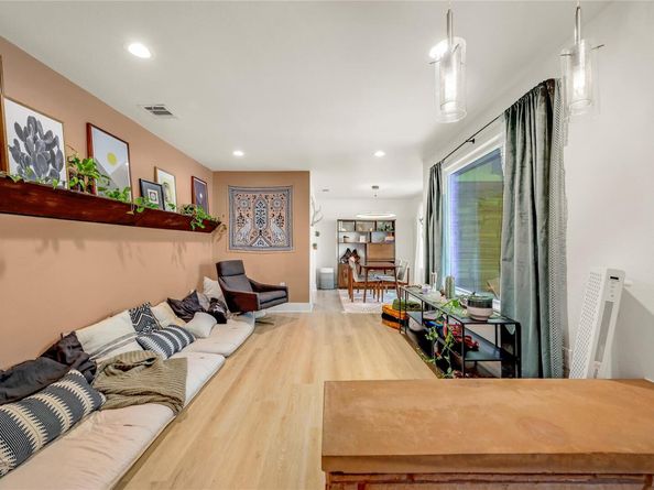 5500 Mapleleaf DR, Austin TX 78723