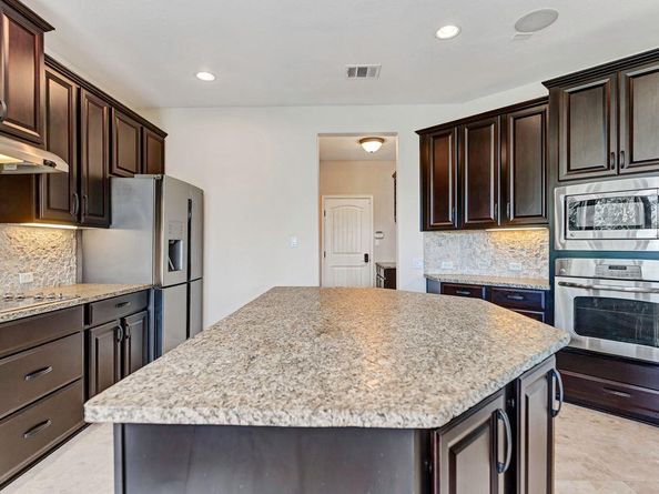 103 Tonkawa TRL W, Lakeway TX 78738