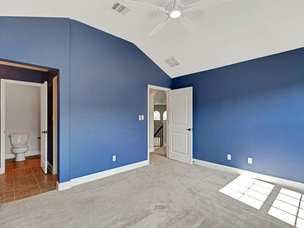 103 Tonkawa TRL W, Lakeway TX 78738