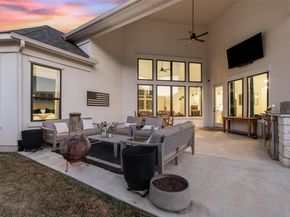 302 Lodestone LN, Austin TX 78738