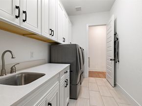 302 Lodestone LN, Austin TX 78738