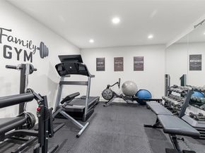 302 Lodestone LN, Austin TX 78738