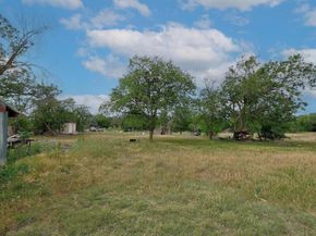 205 Fallwell ST, Liberty Hill TX 78642