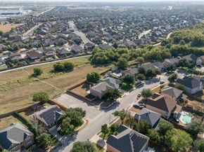 1120 Statler Bend DR, Pflugerville TX 78660