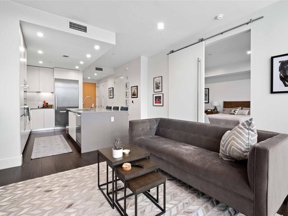 501 West Ave 1403, Austin TX 78701
