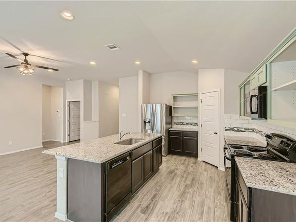 2909 American DR, Lago Vista TX 78645