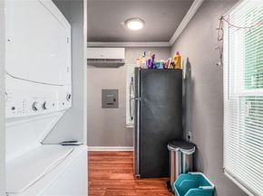 204 E 30th ST 103, Austin TX 78705