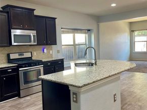 10204 Pinnacle Crest LOOP, Austin TX 78747