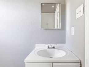 204 E 30th ST 201, Austin TX 78705