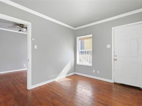 204 E 30th ST 201, Austin TX 78705