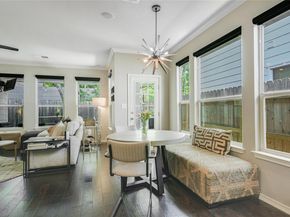 2817 Kinney Oaks CT, Austin TX 78704