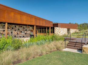 1104 River Vista RD, Georgetown TX 78628