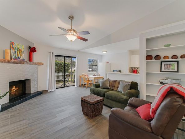 1601 Faro DR 2403, Austin TX 78741