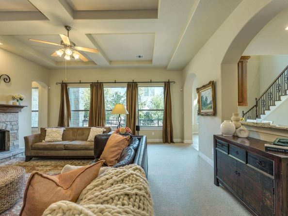 2401 Hunters Green CT, Austin TX 78732