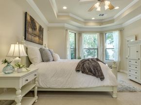 2401 Hunters Green CT, Austin TX 78732