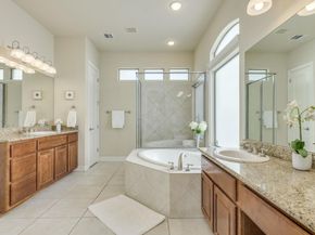 2401 Hunters Green CT, Austin TX 78732