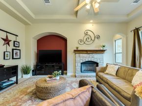 2401 Hunters Green CT, Austin TX 78732