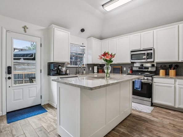 1300 White Dove CV, Cedar Park TX 78613