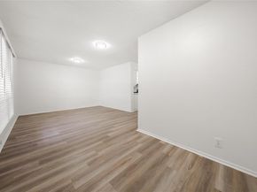 101 E 33rd ST 208, Austin TX 78705