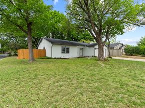 1737 Cricket Hollow Dr, Austin TX 78758
