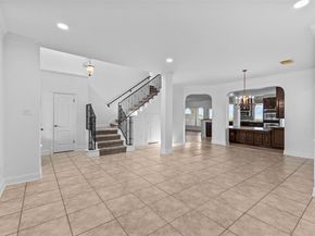 5724 Brittlyns CT, Austin TX 78730