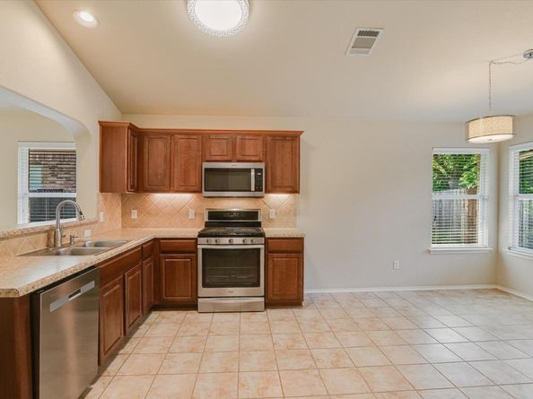 1817 Bill Baker DR, Austin TX 78748