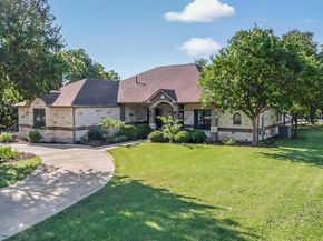 104 Standing Oak DR, Georgetown TX 78633