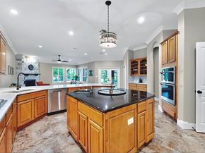 104 Standing Oak DR, Georgetown TX 78633