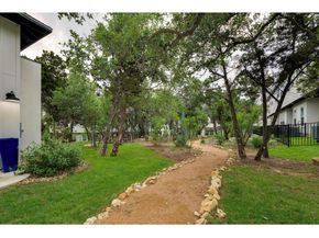 12001 Vista Parke DR 1103, Austin TX 78726