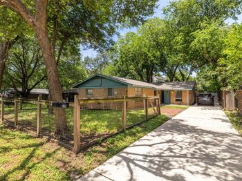 4108 Lewis LN