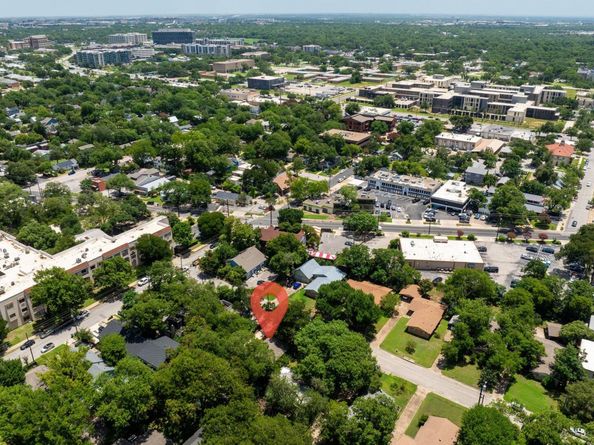 4108 Lewis LN A & B, Austin TX 78756