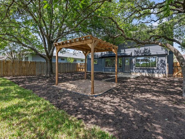 809 Brook Meadow TRL, Cedar Park TX 78613
