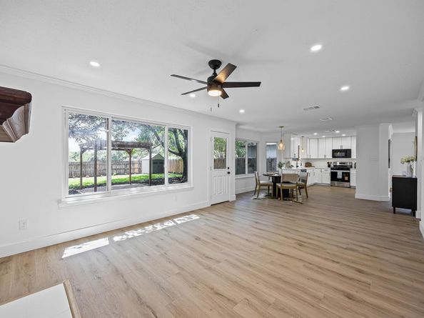809 Brook Meadow TRL, Cedar Park TX 78613