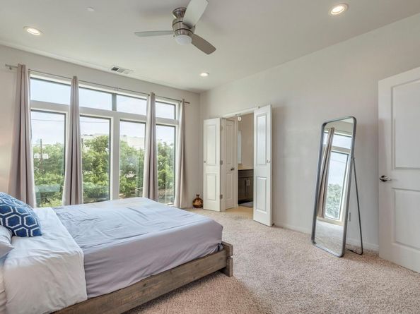 124 Cumberland RD 401, Austin TX 78704