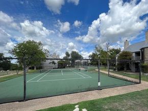 102 World Of Tennis SQ, Austin TX 78738
