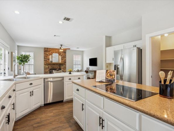 9007 Tweed Berwick DR, Austin TX 78750