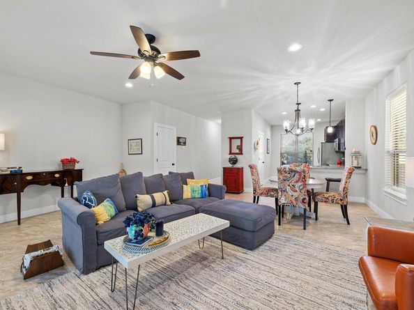 575 Demarett DR, Point Venture TX 78645