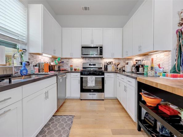 8414 Bowling Green DR 3, Austin TX 78757