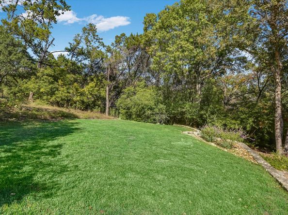 8902 Spicebrush DR, Austin TX 78759