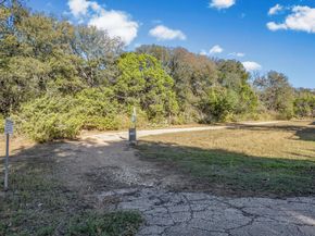 10208 Laredo DR 105, Austin TX 78748