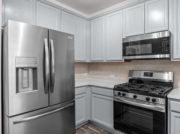 10208 Laredo DR 105, Austin TX 78748