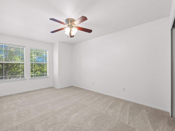 10208 Laredo DR 105, Austin TX 78748