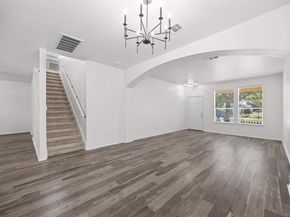 10208 Laredo DR 105, Austin TX 78748