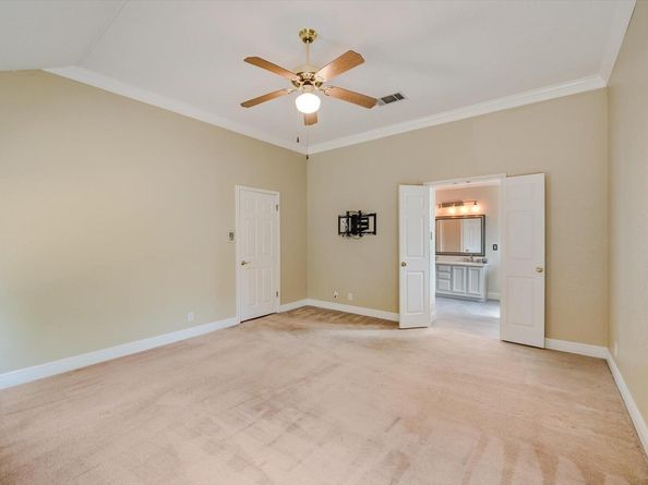 6816 Bancroft Woods DR, Austin TX 78729