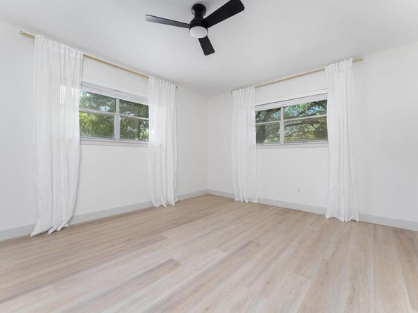 1001 E Applegate DR, Austin TX 78753